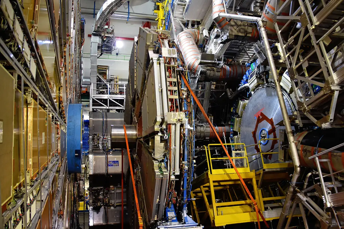 El detector ATLAS del LHC en el CERN